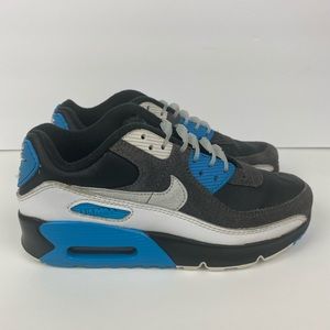 Boys Nike Air Max 90 Blue Size: 4Y